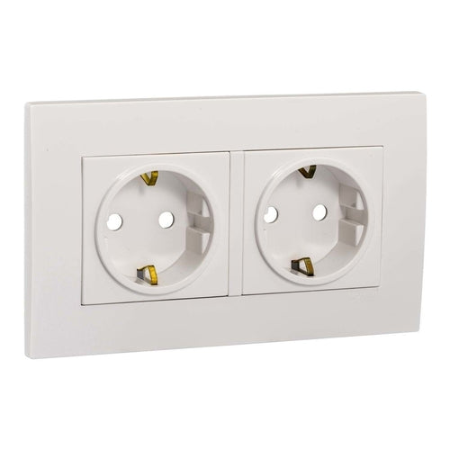 Schneider Electric Flush Mounted Schuko Socket with Shutter, 16A, 250V, 2 Gangs, White